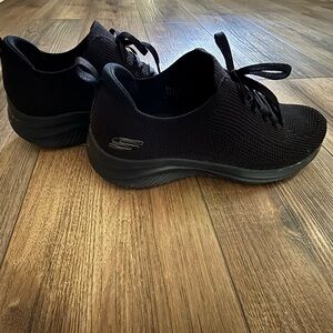Skechers Women’s Black Knit Sneakers